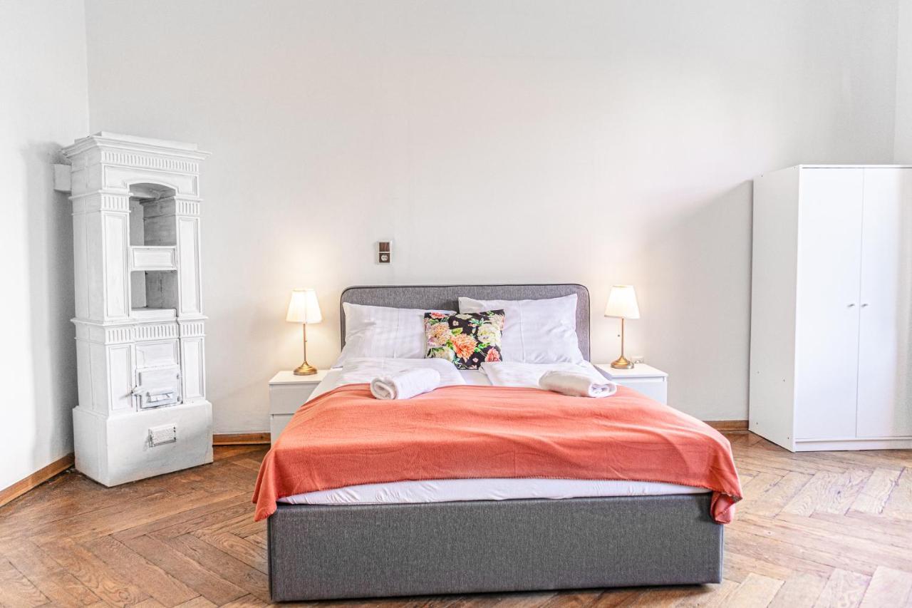 4 Great Apartment Akh - Ideal For Groups Of 19 Wenen Buitenkant foto