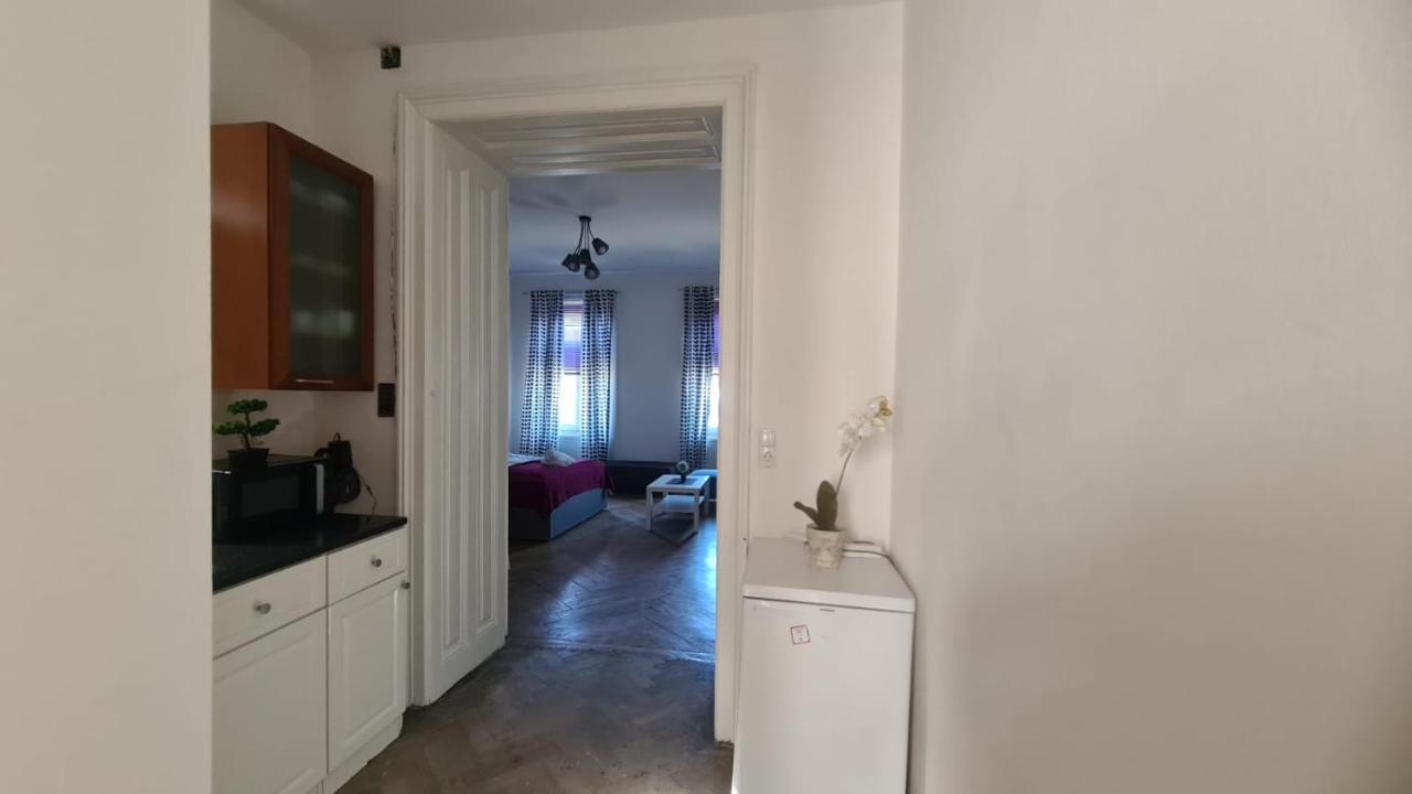 4 Great Apartment Akh - Ideal For Groups Of 19 Wenen Buitenkant foto